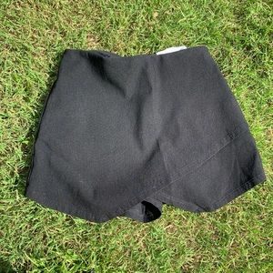 AMERICAN THREADS Asymmetrical Skort